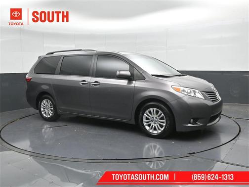 2015 Toyota Sienna XLE