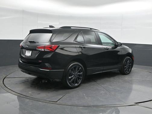 2022 Chevrolet Equinox FWD RS