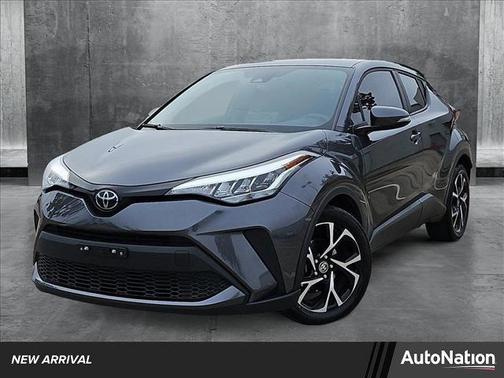 2022 Toyota C-HR XLE