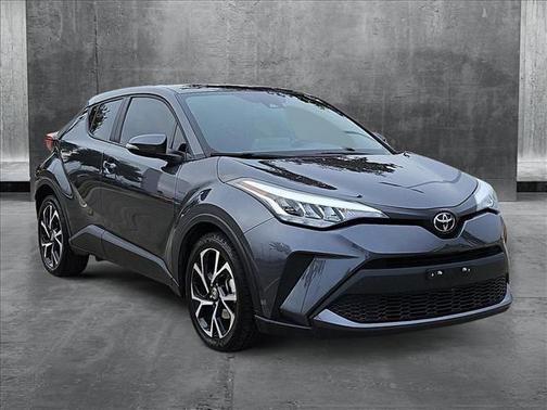 2022 Toyota C-HR XLE