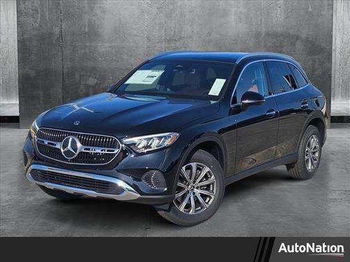 2025 Mercedes-Benz GLC 300 Base