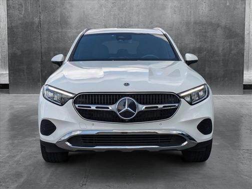 2025 Mercedes-Benz GLC 300 Base