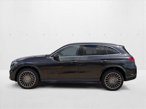 2026 Mercedes-Benz GLC 300 Base