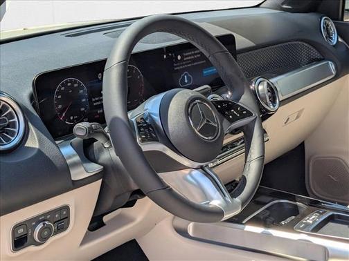 2026 Mercedes-Benz GLB 250 Base