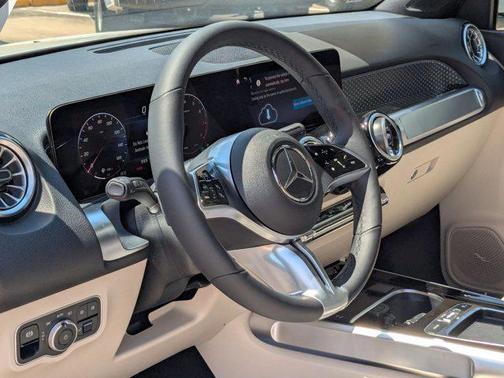 2026 Mercedes-Benz GLB 250 Base