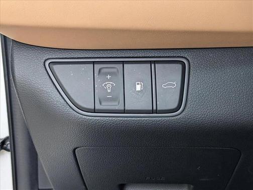 2022 Genesis G70 2.0T RWD