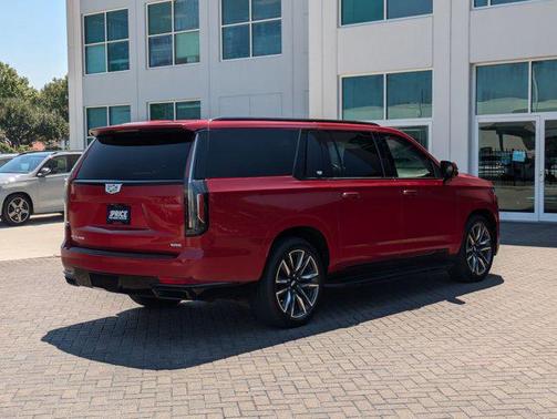 2021 Cadillac Escalade ESV Sport Platinum