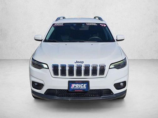 Bright White Clearcoat 2019 Jeep Cherokee Latitude