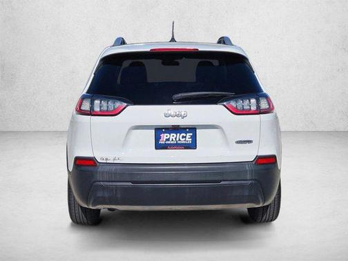 Bright White Clearcoat 2019 Jeep Cherokee Latitude