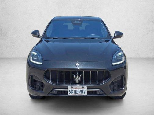 Nero Tempesta Metallic 2024 Maserati Grecale GT