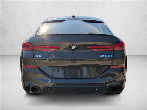 2025 BMW X6 M60i