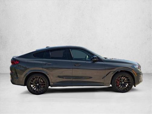 2025 BMW X6 M60i