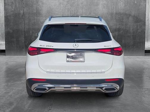 2025 Mercedes-Benz GLC 350e Base