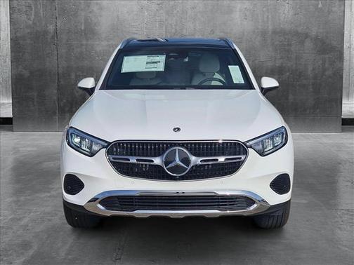 2025 Mercedes-Benz GLC 350e Base