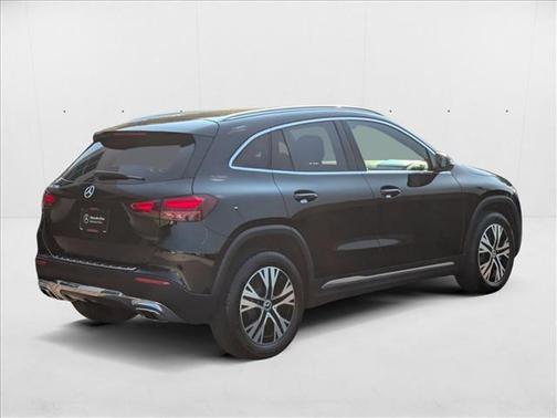 2025 Mercedes-Benz GLA 250 4MATIC