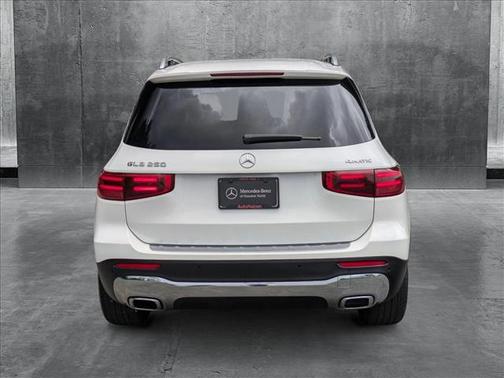 2025 Mercedes-Benz GLB 250 4MATIC