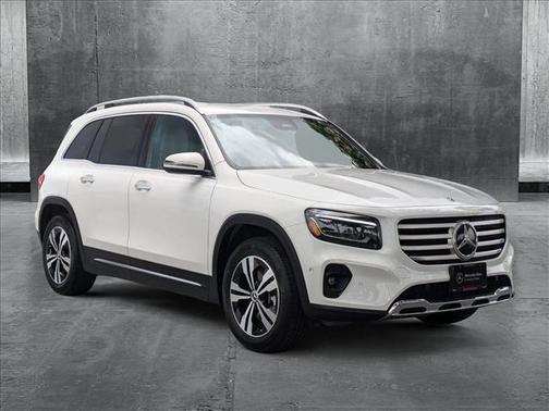 2025 Mercedes-Benz GLB 250 4MATIC
