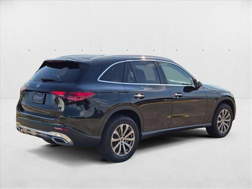 2026 Mercedes-Benz GLC 300 Base