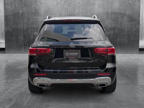 2023 Mercedes-Benz GLB 250 Base