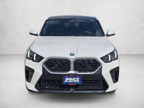 White 2025 BMW X2 xDrive28i