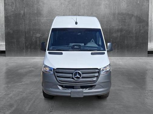 2025 Mercedes-Benz Sprinter 2500 Standard Roof