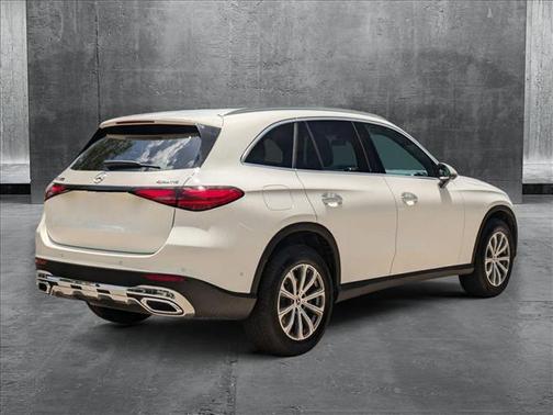 2025 Mercedes-Benz GLC 300 4MATIC