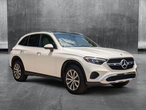 2025 Mercedes-Benz GLC 300 4MATIC