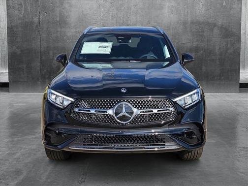 2025 Mercedes-Benz GLC 300 Base