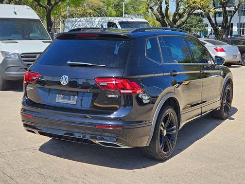 2019 Volkswagen Tiguan 2.0T SEL R-Line 4MOTION