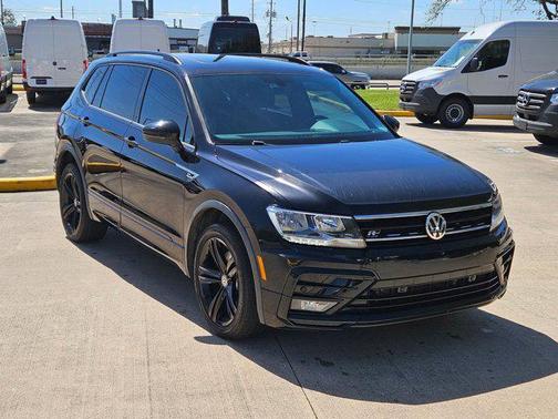 2019 Volkswagen Tiguan 2.0T SEL R-Line 4MOTION