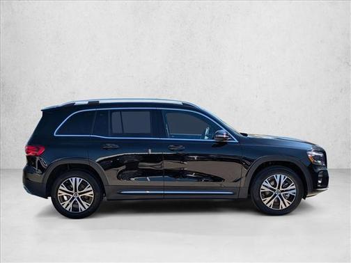 2025 Mercedes-Benz GLB 250 4MATIC