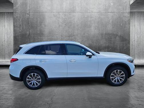 2025 Mercedes-Benz GLC 300 Base