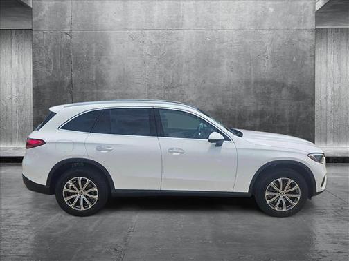 2025 Mercedes-Benz GLC 300 Base