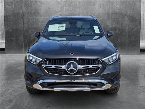 2025 Mercedes-Benz GLC 300 Base