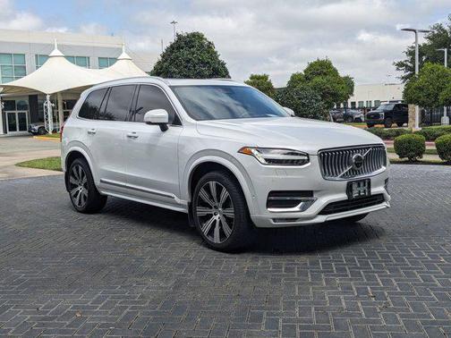 2023 Volvo XC90 B6 Ultimate 7-Seater