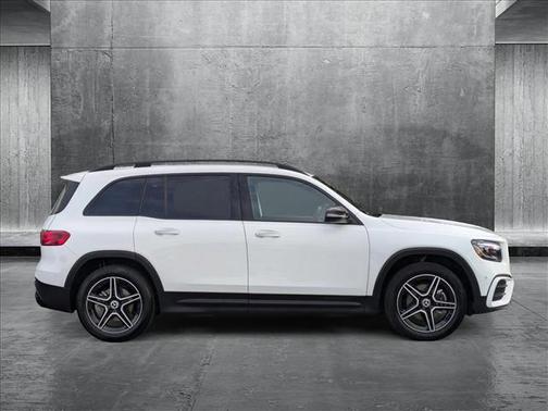 2025 Mercedes-Benz GLB 250 4MATIC