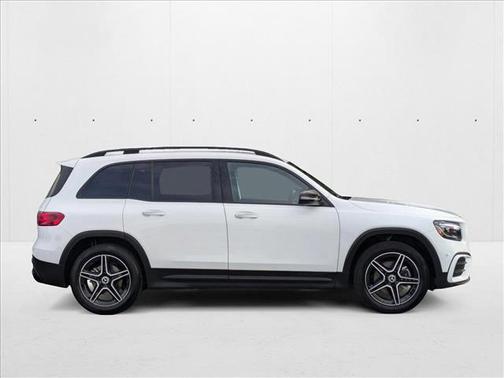 2025 Mercedes-Benz GLB 250 4MATIC