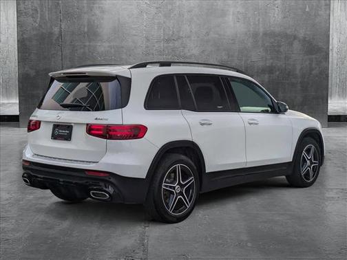 2025 Mercedes-Benz GLB 250 4MATIC