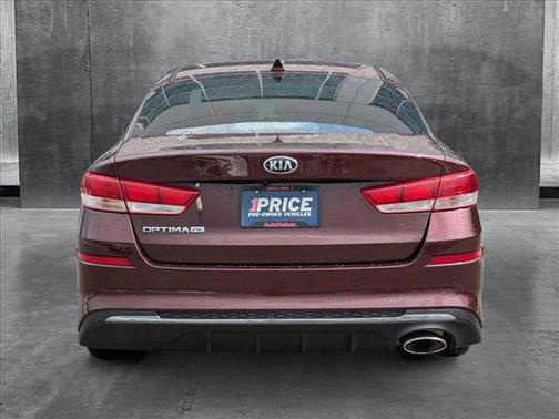 2020 Kia Optima LX