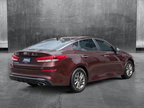 2020 Kia Optima LX