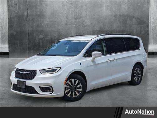 2021 Chrysler Pacifica Hybrid Touring L