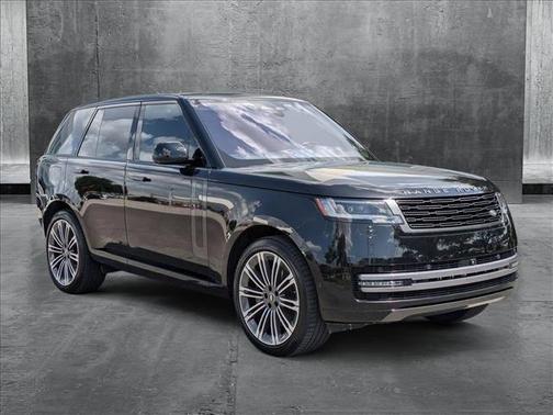 2023 Land Rover Range Rover P530 SE