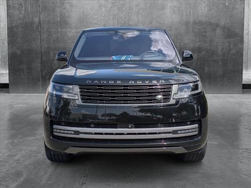 2023 Land Rover Range Rover P530 SE