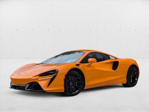 2023 McLaren Artura Performance