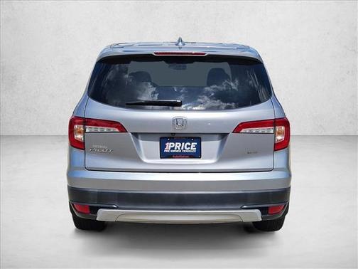 Lunar Silver Metallic 2021 Honda Pilot 2WD EX