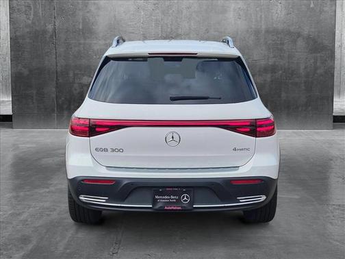 2025 Mercedes-Benz EQB 300 4MATIC
