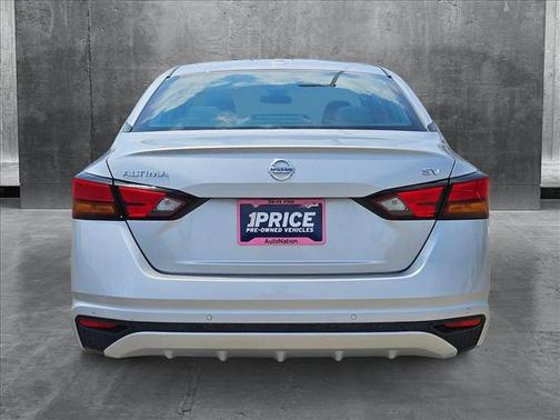 2022 Nissan Altima 2.5 SV