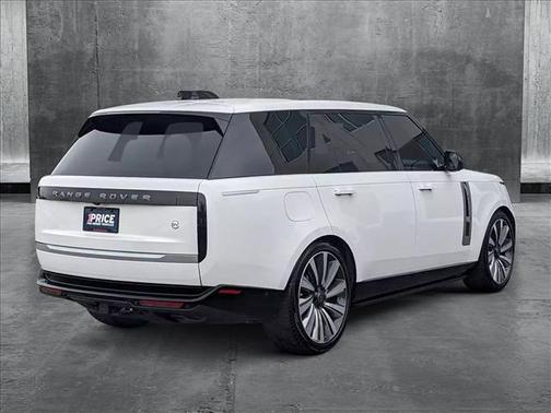 2023 Land Rover Range Rover SV
