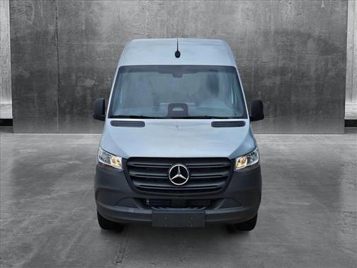 2025 Mercedes-Benz Sprinter 2500 Standard Roof