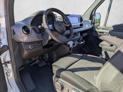 2026 Mercedes-Benz Sprinter 2500 Standard Roof